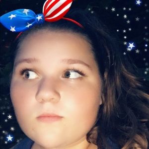 Meet your Posher, Abby